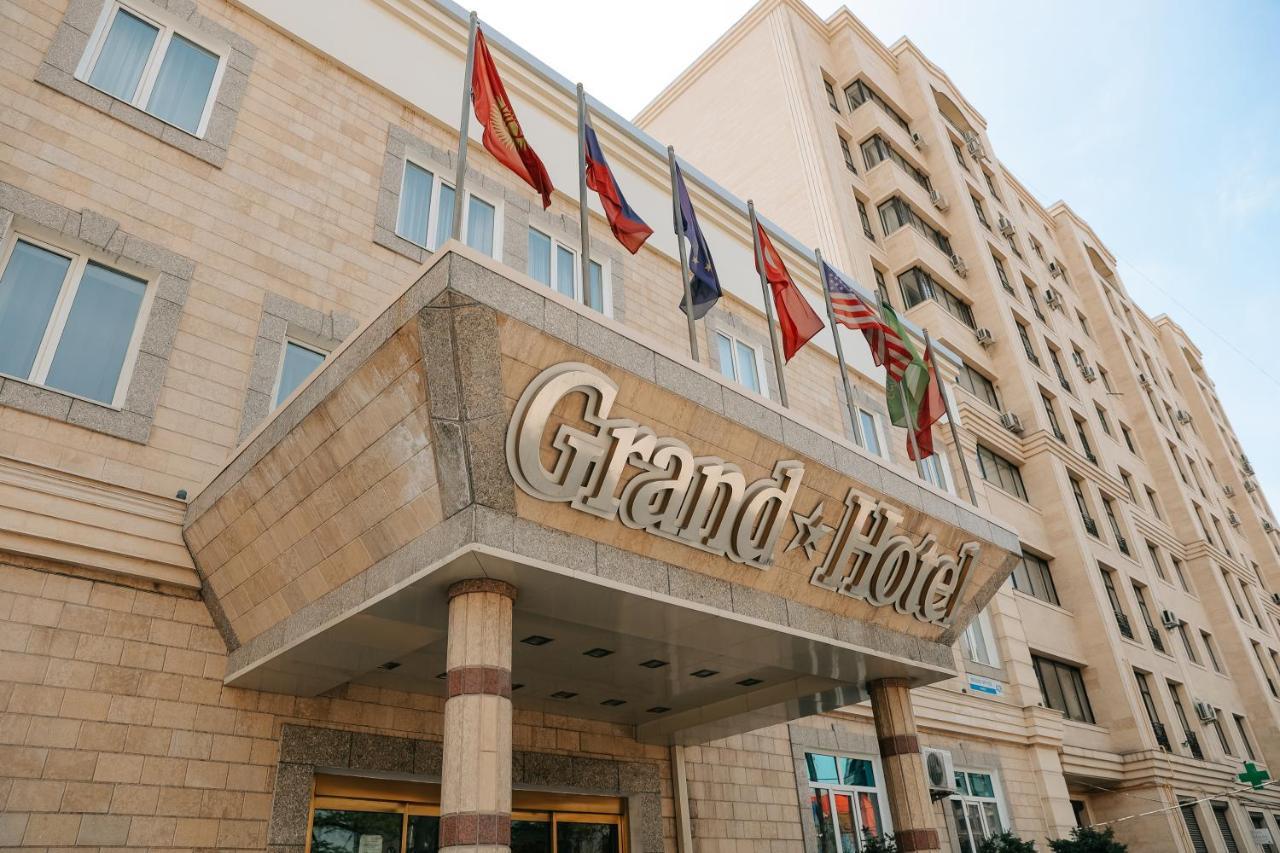 Grand Hotel Bishkek Exteriör bild