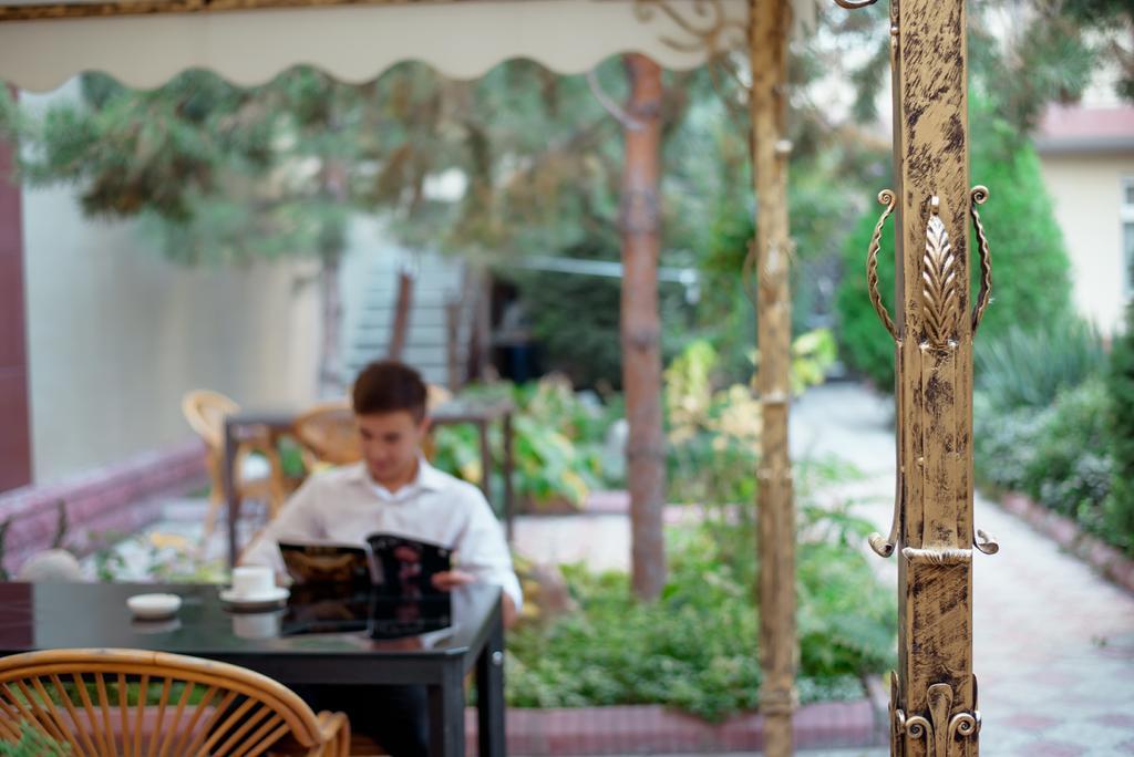 Grand Hotel Bishkek Exteriör bild